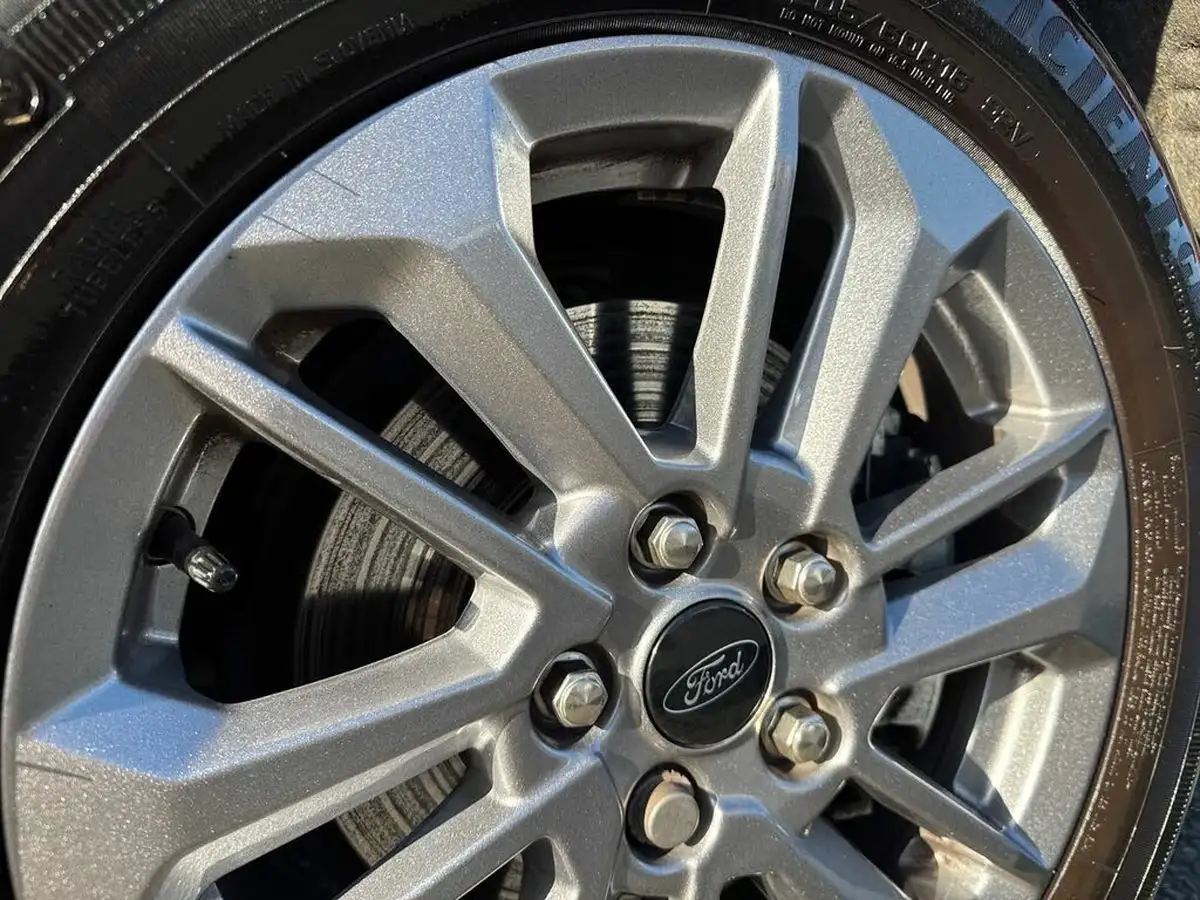 2024-ford-focus-10t-titanium-125ps-hatchback-big-49
