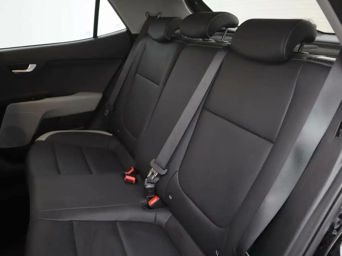 2018-kia-stonic-10-t-gdi-4-big-14