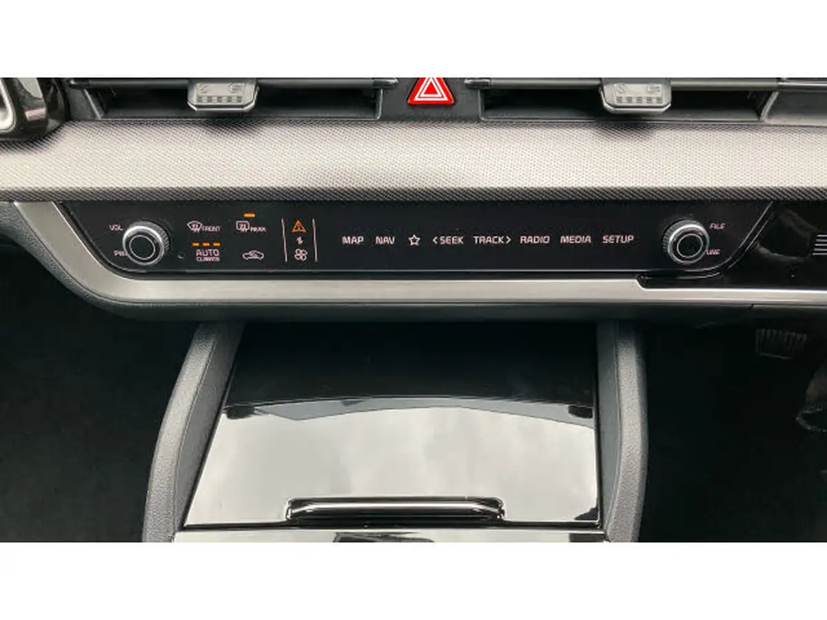 2024-kia-sportage-16-t-gdi-3-207bhp-hev-auto-big-25