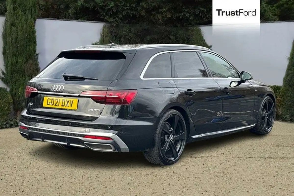 2021-audi-a4-avant-20-35-tdi-s-line-big-3