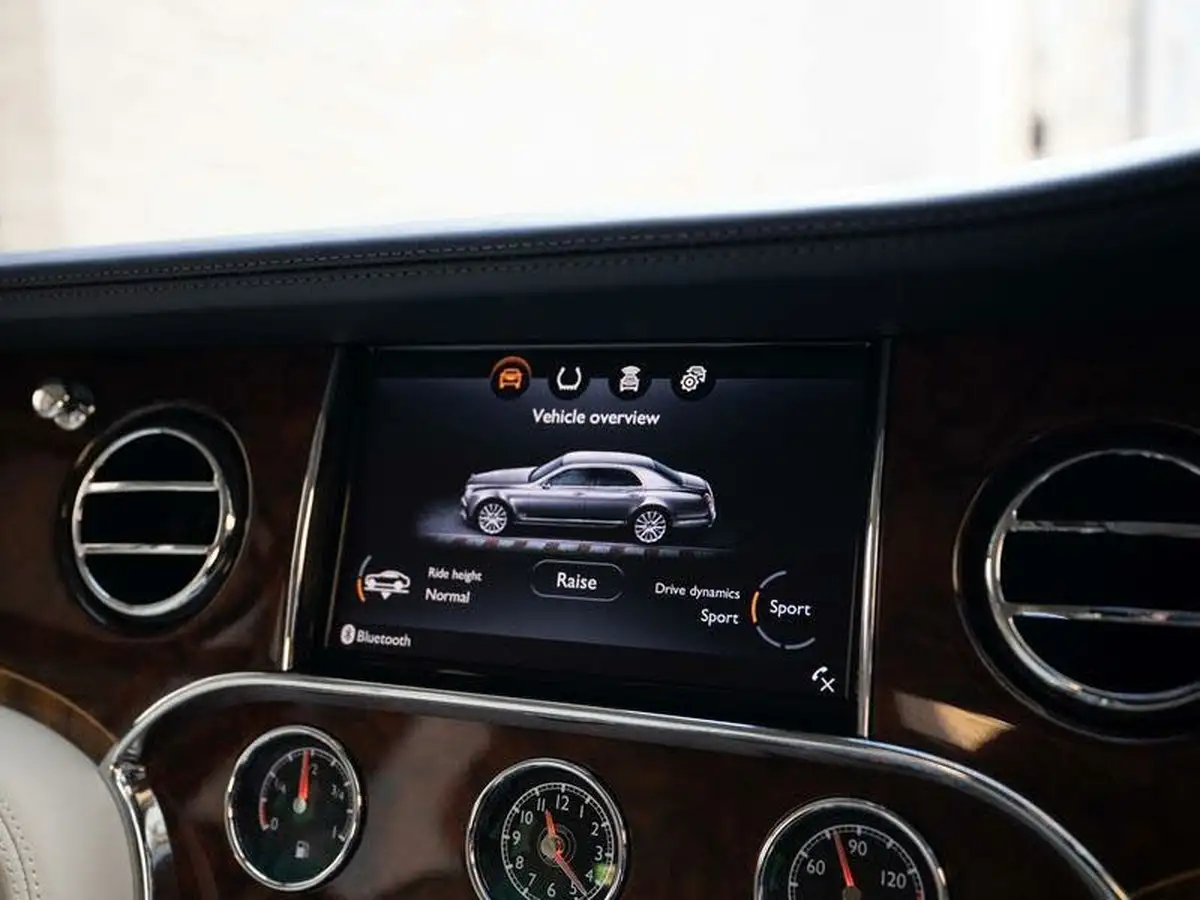 2019-bentley-mulsanne-big-31