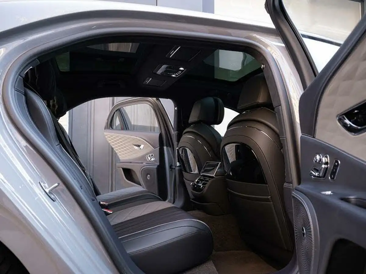2024-bentley-flying-spur-29-hybrid-big-35