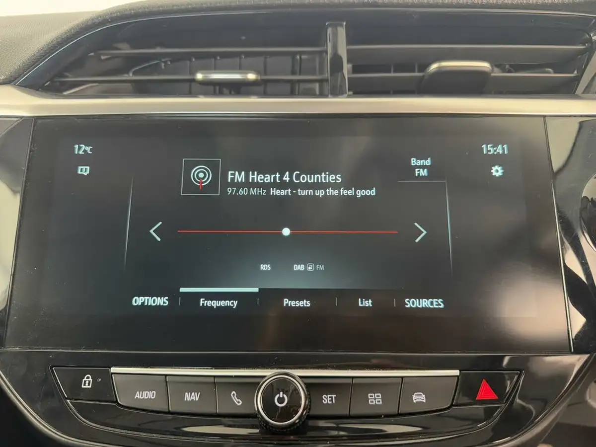 2021-vauxhall-corsa-12-turbo-elite-nav-premium-big-40