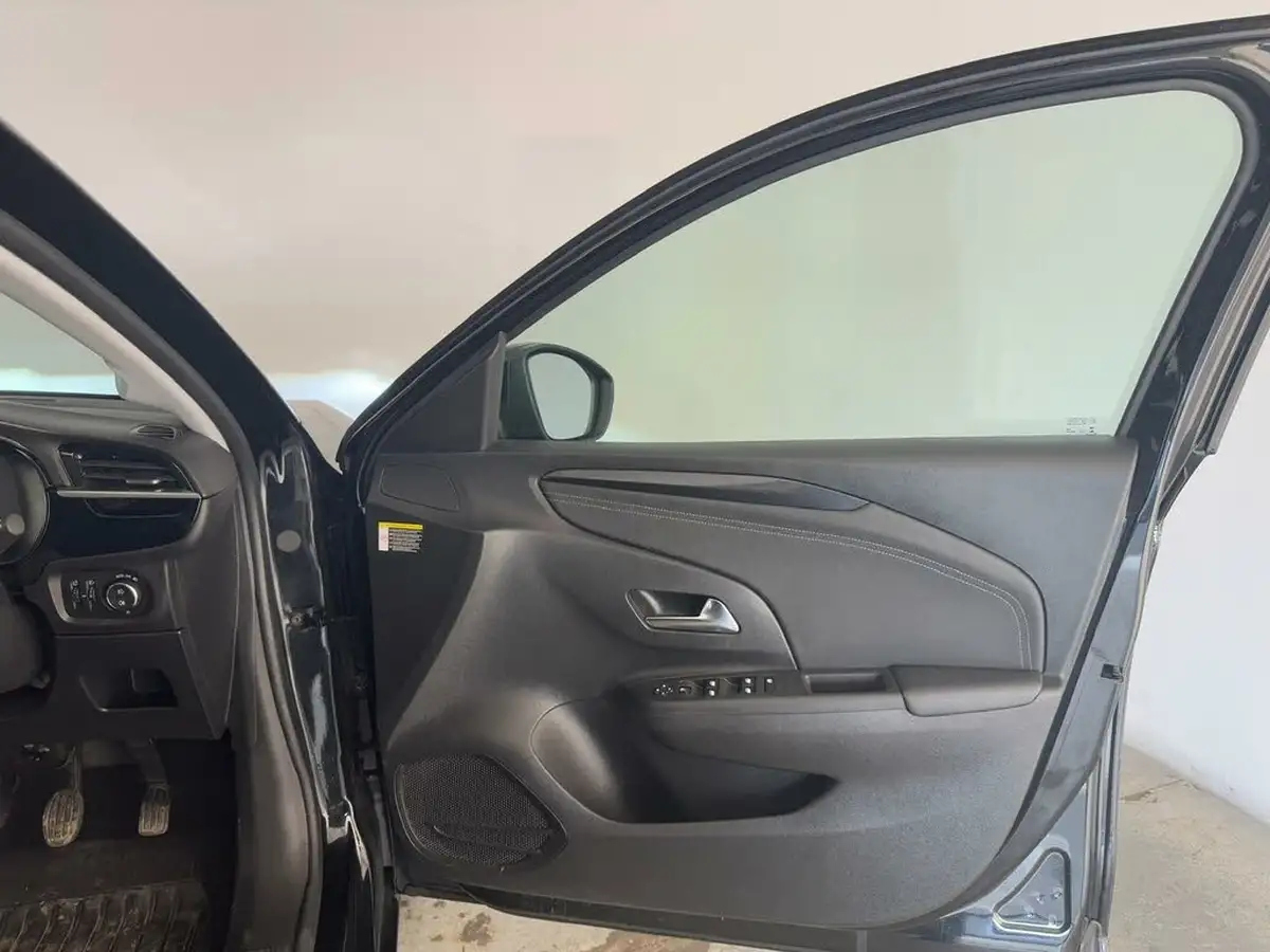 2021-vauxhall-corsa-12-turbo-elite-nav-premium-big-16
