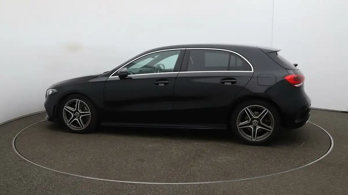 2021-mercedes-benz-a-class-20d-a220d-amg-line-executive-hatchback-5d-big-50