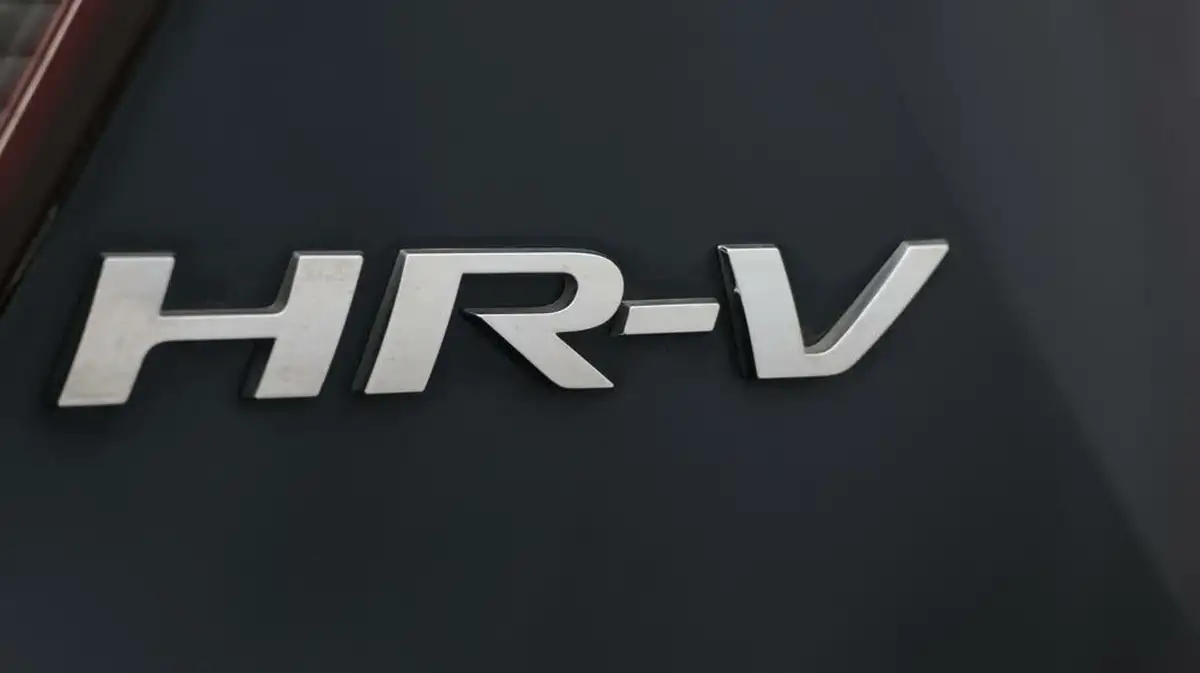 2020-honda-hr-v-16-i-dtec-ex-big-23