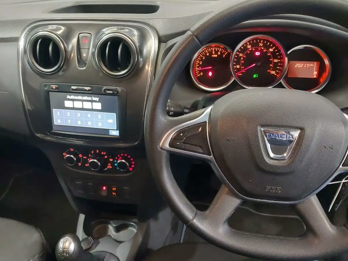 2020-dacia-sandero-10-sce-comfort-big-11