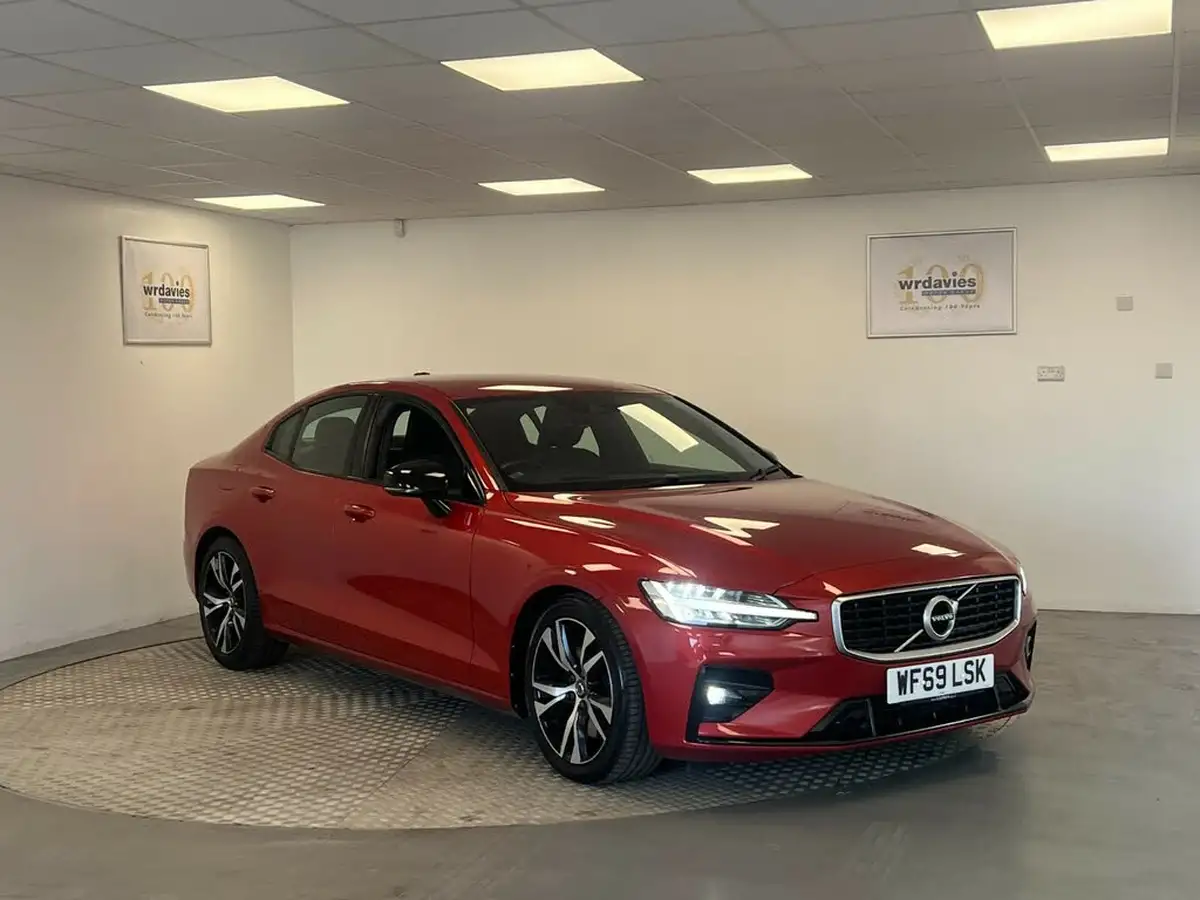 2019-volvo-s60-20-t5-r-design-plus-big-1