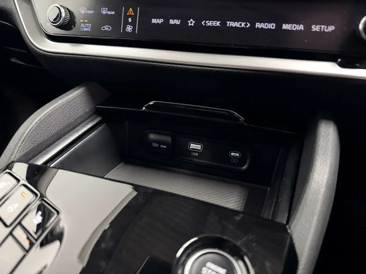 2024-kia-sportage-16-t-gdi-3-207bhp-hev-auto-big-28