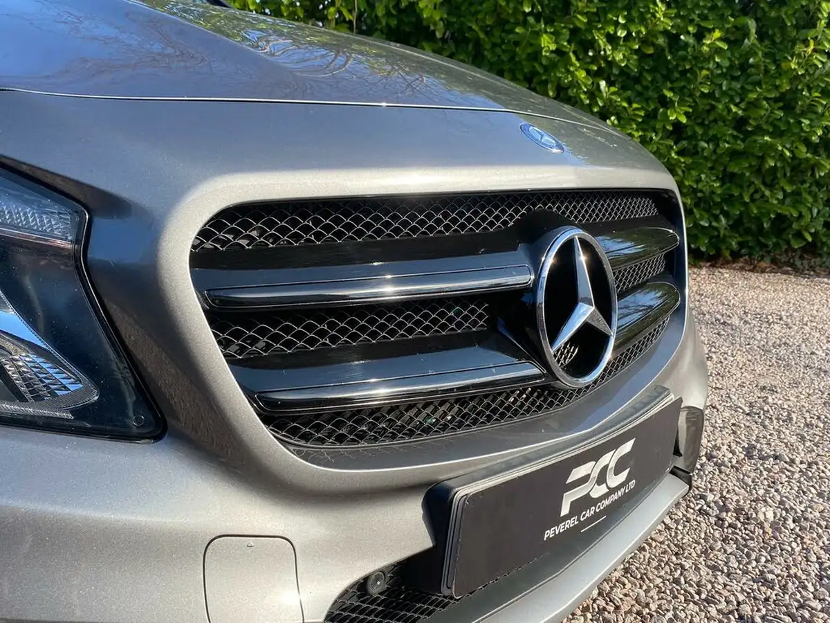 2017-mercedes-benz-gla-class-21d-gla-220d-amg-line-executivess-big-34