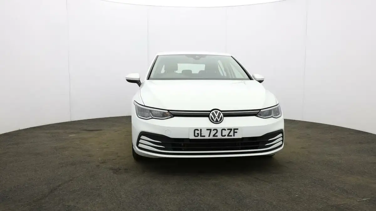 2022-volkswagen-golf-15-tsi-life-130ps-hatchback-big-39