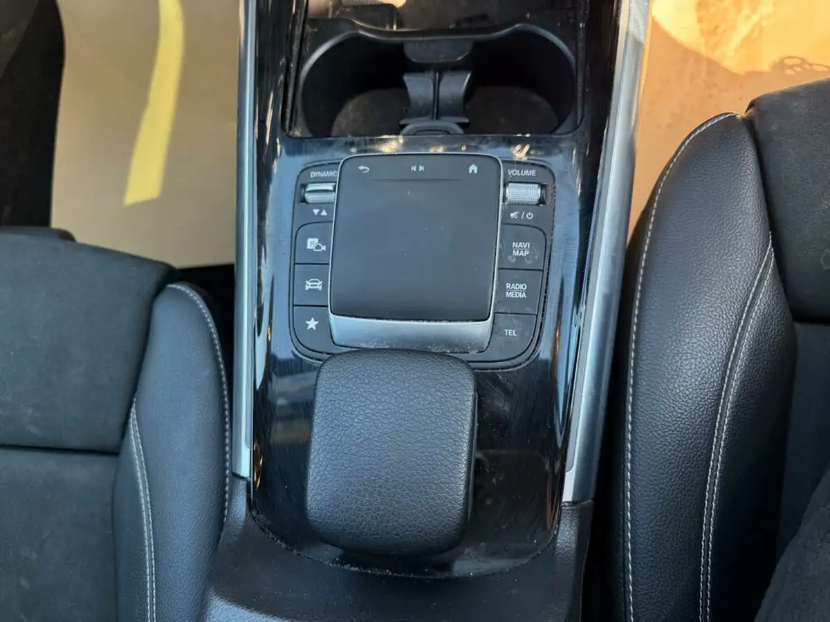 2022-mercedes-benz-b-class-13-b200-amg-line-premium-plus-edition-big-32