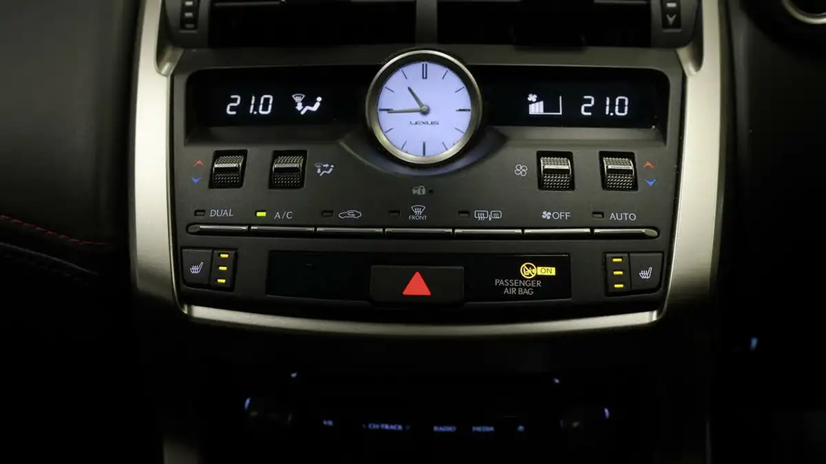 2019-lexus-nx-300h-25-f-sport-panroof-big-11