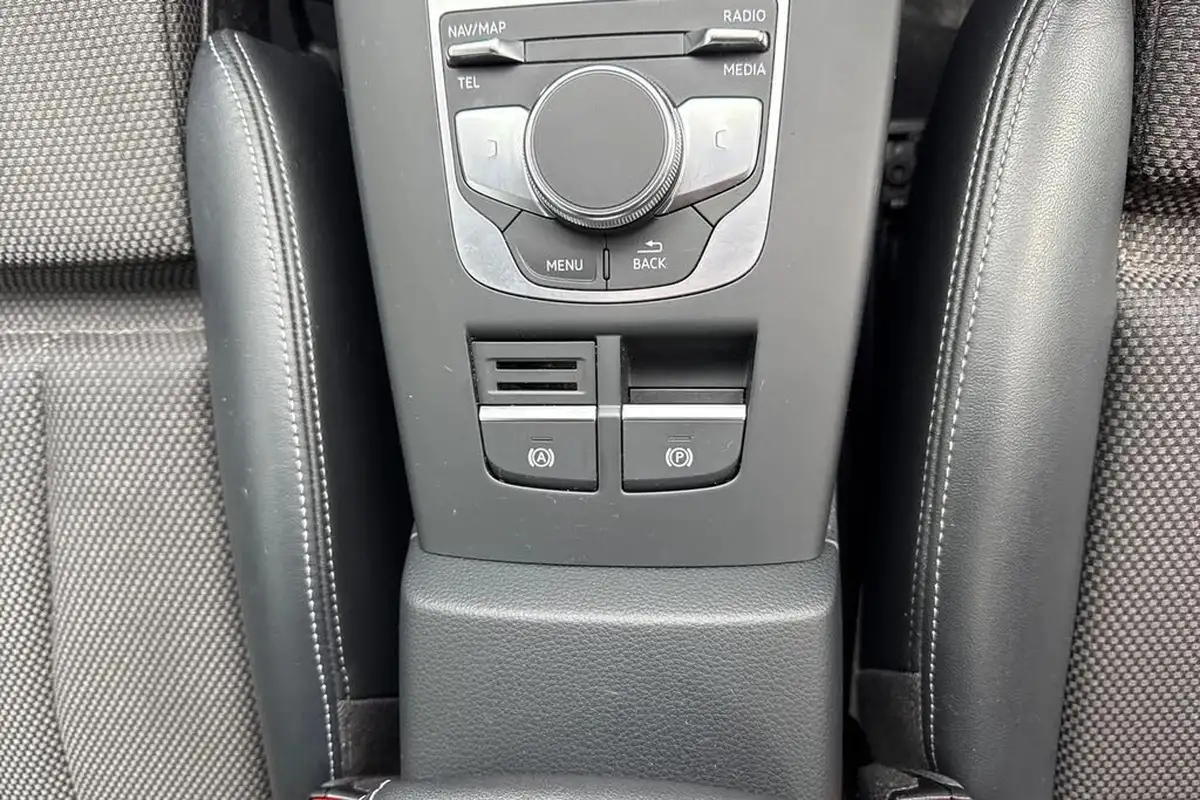 2019-audi-a3-15-tfsi-s-line-sportback-5d-tronic-big-37