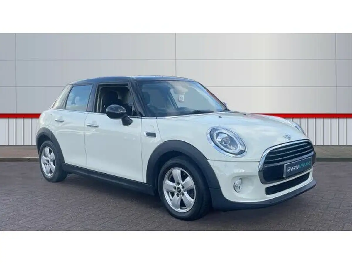2019-mini-cooper-15-cooper-classic-hatchback-5d-auto-big-0