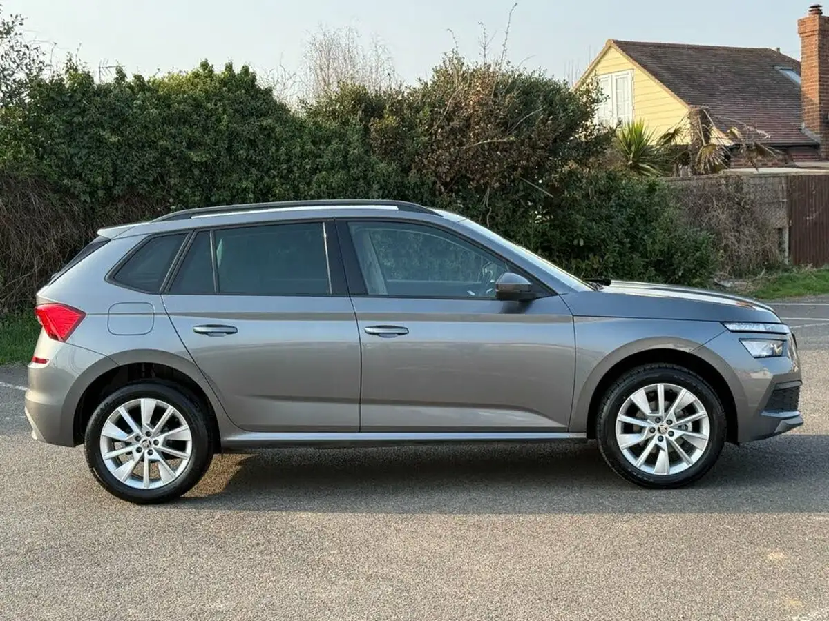 2022-skoda-kamiq-10-tsi-se-109ps-dsg-big-2