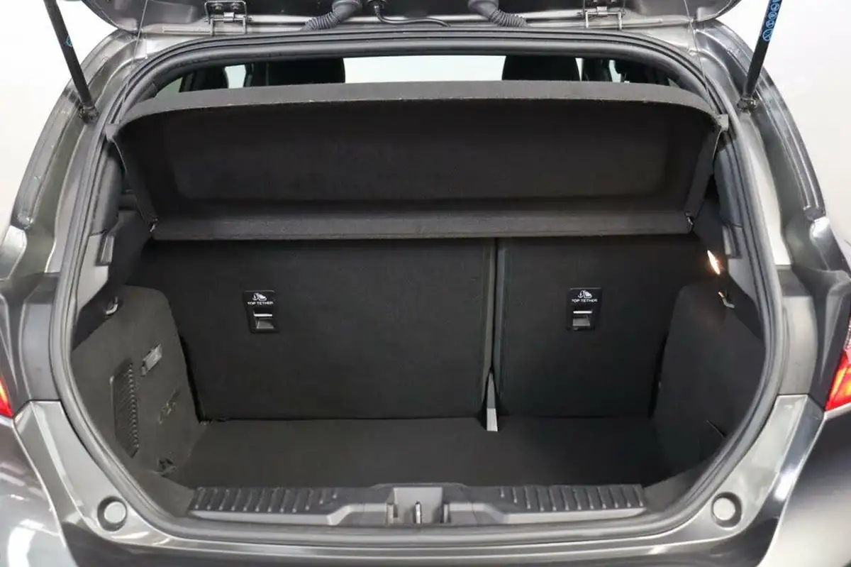 2019-ford-fiesta-10t-st-line-140ps-5d-big-19