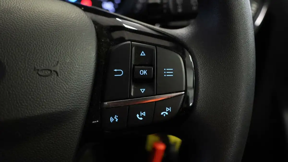 2021-ford-fiesta-11-ti-vct-trend-5d-big-22