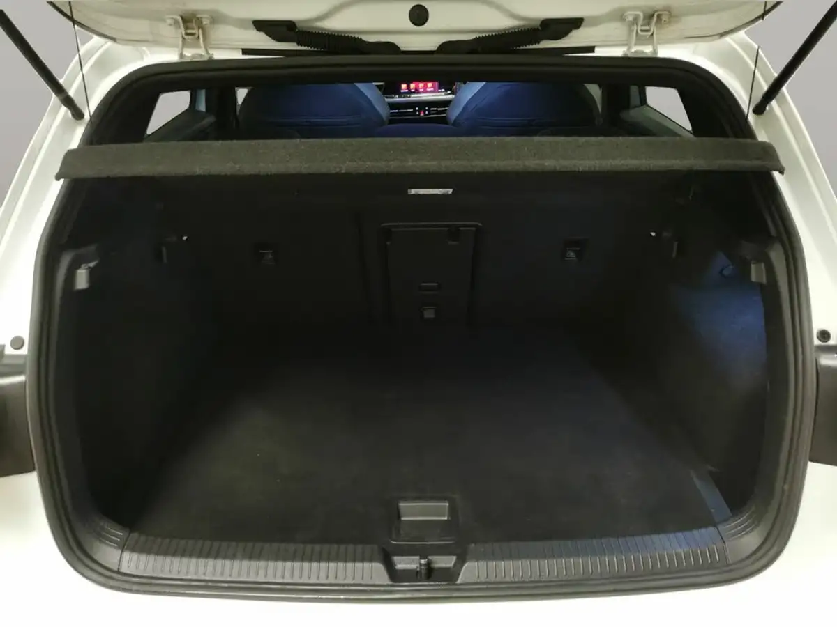 2021-volkswagen-golf-20tdi-gtd-big-33