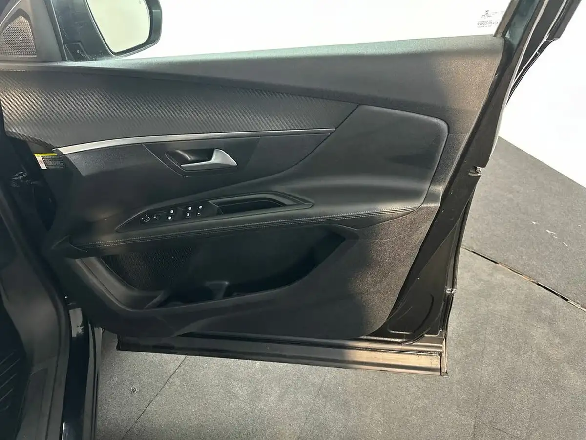2021-peugeot-3008-suv-12-puretech-allure-big-34