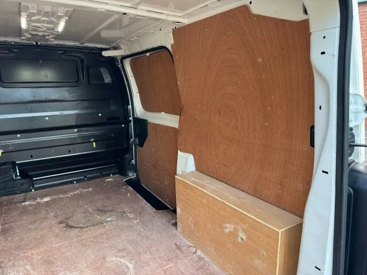 2020-peugeot-expert-20-bluehdi-professional-long-1400-20-bluehdi-eu6dt-panel-big-49