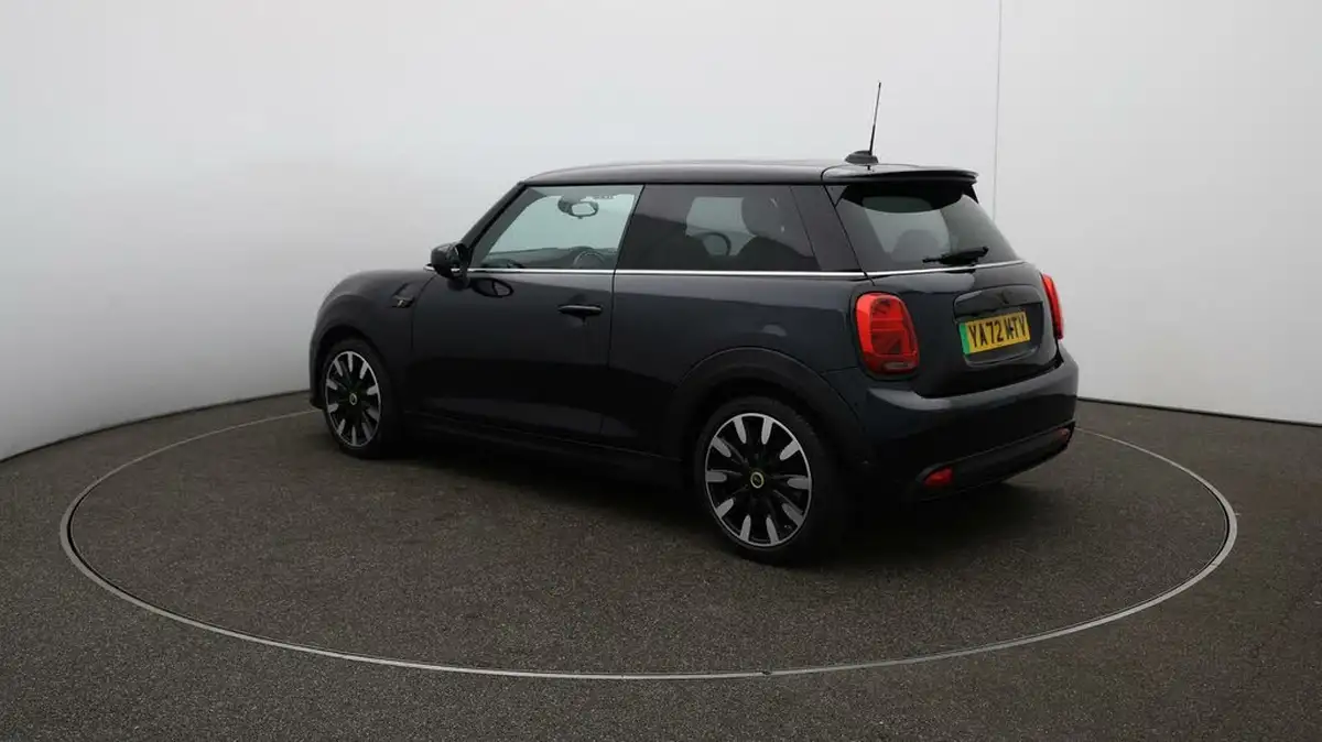 2023-mini-cooper-e-cooper-s-3-big-5