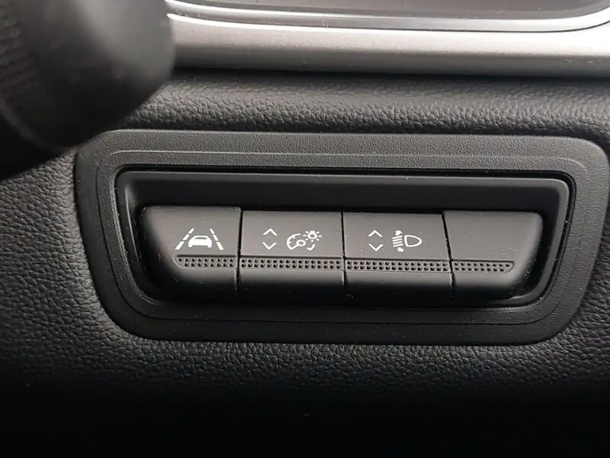 2022-renault-captur-13-tce-s-edition-edc-auto-big-17
