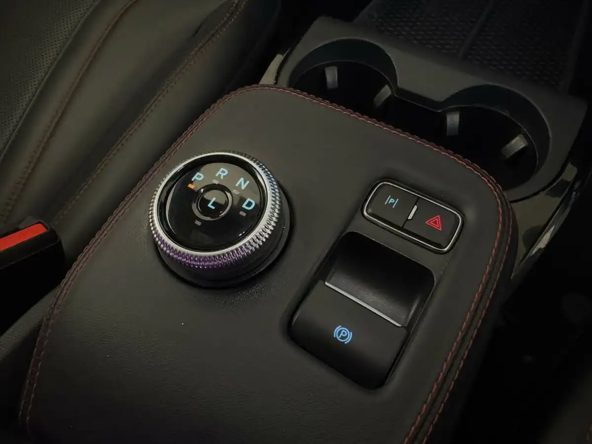 2021-ford-mustang-mach-e-e-extended-range-351ps-88kwh-awd-big-32