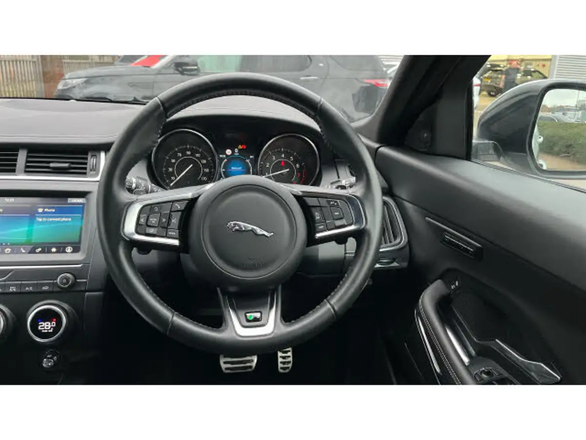 2018-jaguar-e-pace-20-i4-r-dynamic-se-249ps-big-14