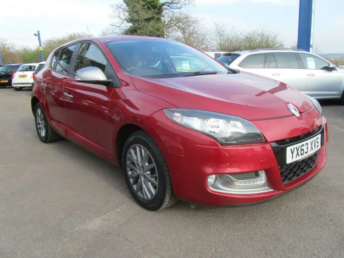 2013-renault-megane-15dci-knight-edition-hatchback-5d-big-0