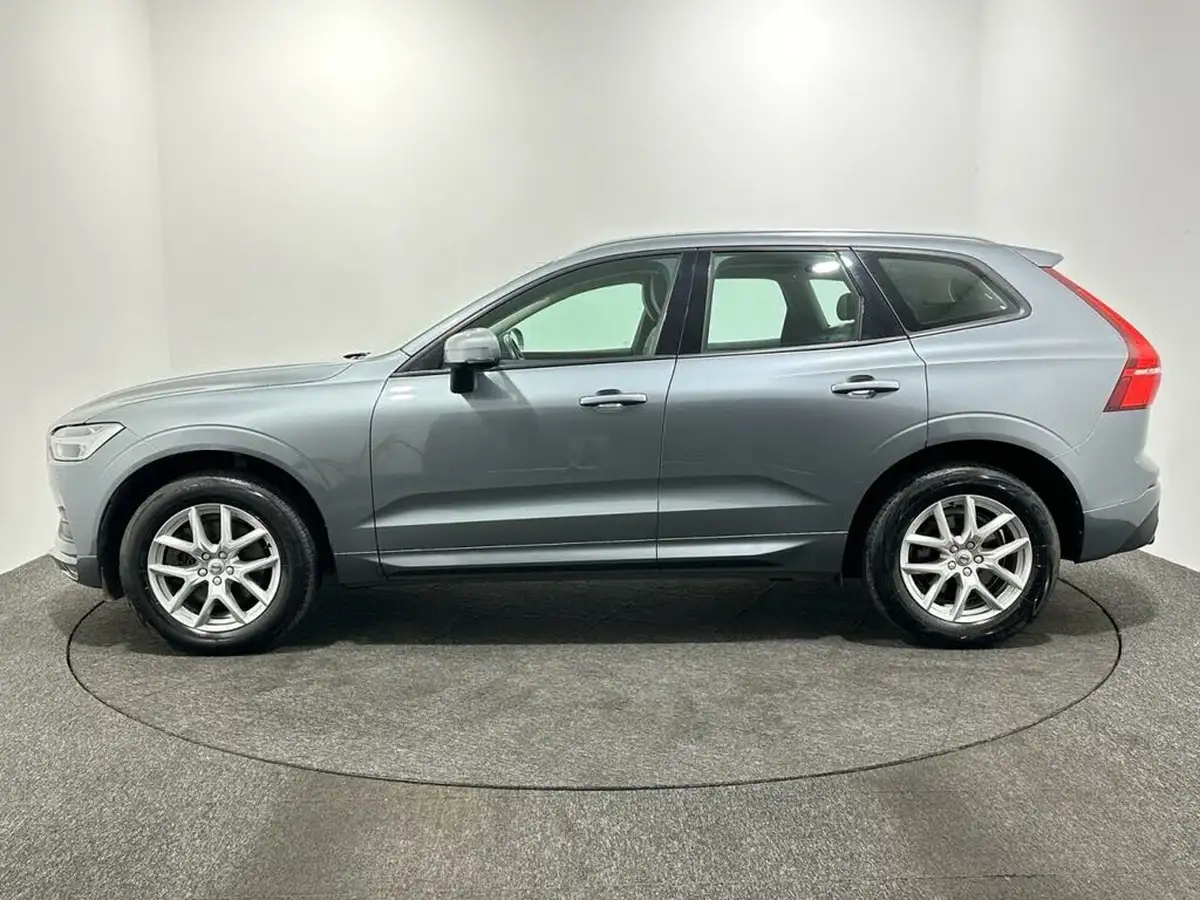2017-volvo-xc60-20td-d4-momentum-pro-geartronic-big-3