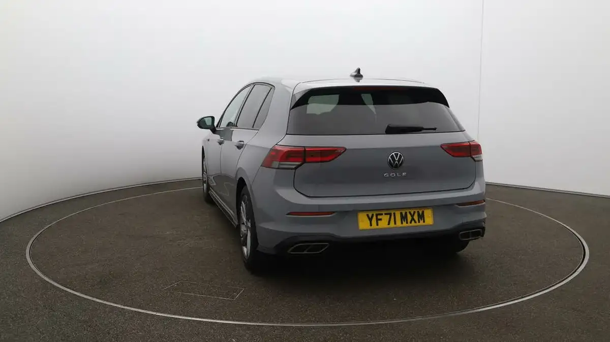 2021-volkswagen-golf-15-tsi-r-line-150ps-hatchback-big-58