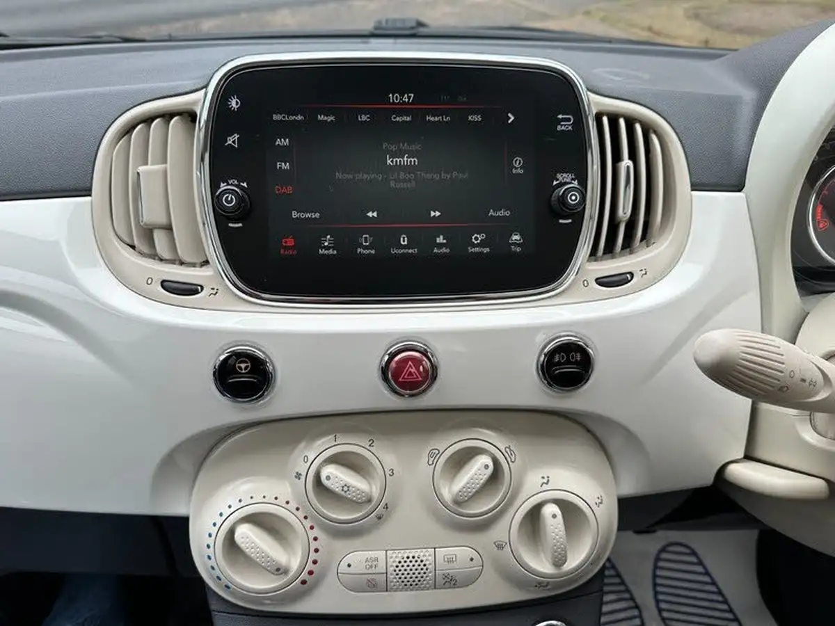 2016-fiat-500-12-lounge-big-18