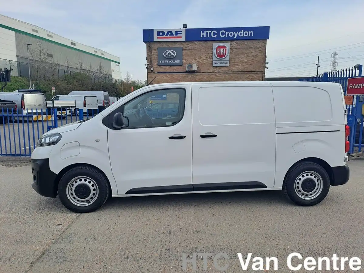 2022-fiat-scudo-e-tecnico-75kwh-swb-panel-big-3