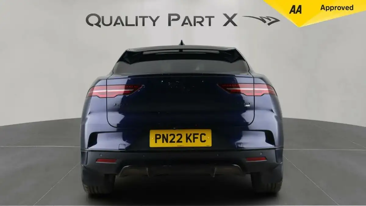 2022-jaguar-i-pace-ev400-hse-black-big-5