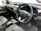 2016-toyota-hi-lux-24d-invincible-x-auto-small-7
