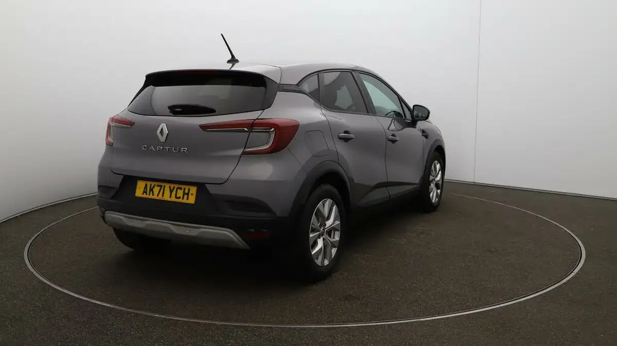 2022-renault-captur-10-tce-iconic-edition-big-46