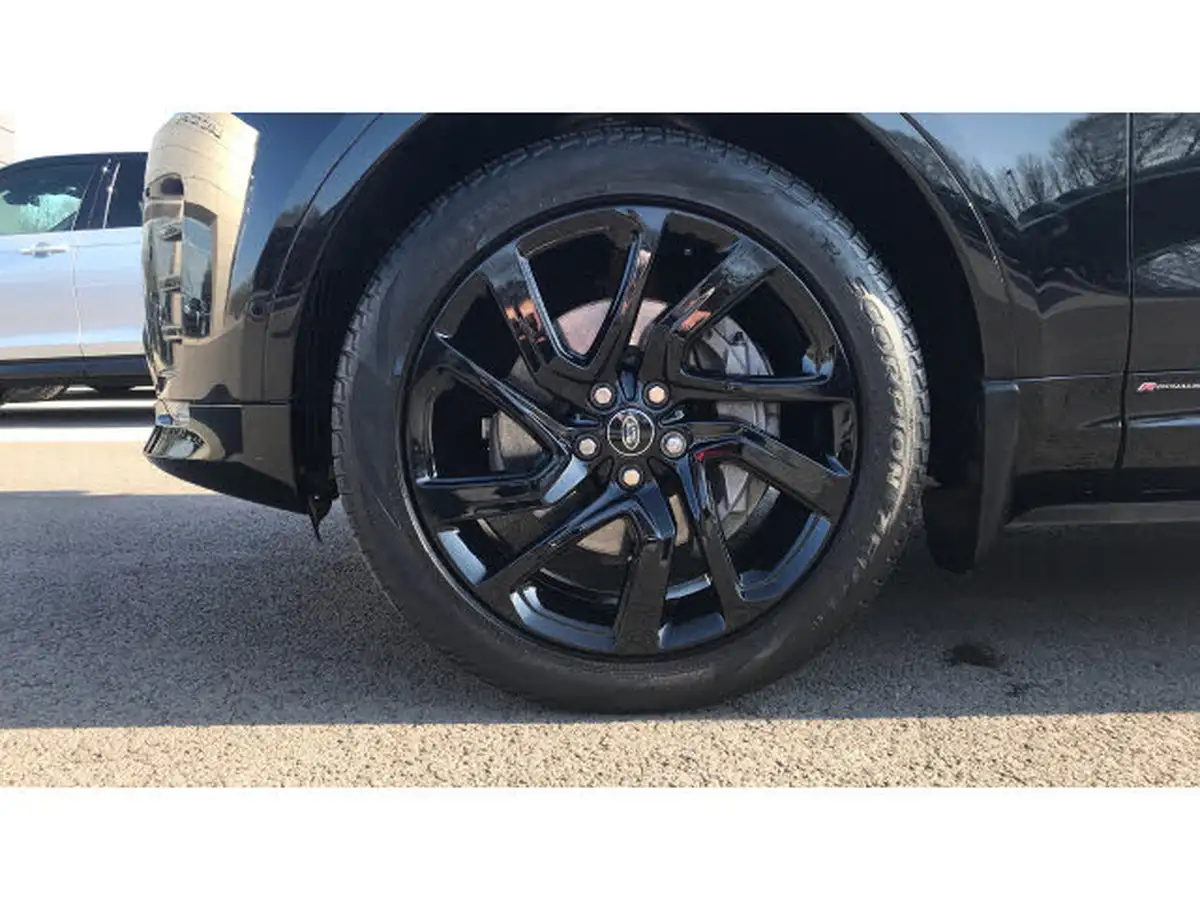 2023-land-rover-discovery-30-d300-r-dynamic-se-big-32