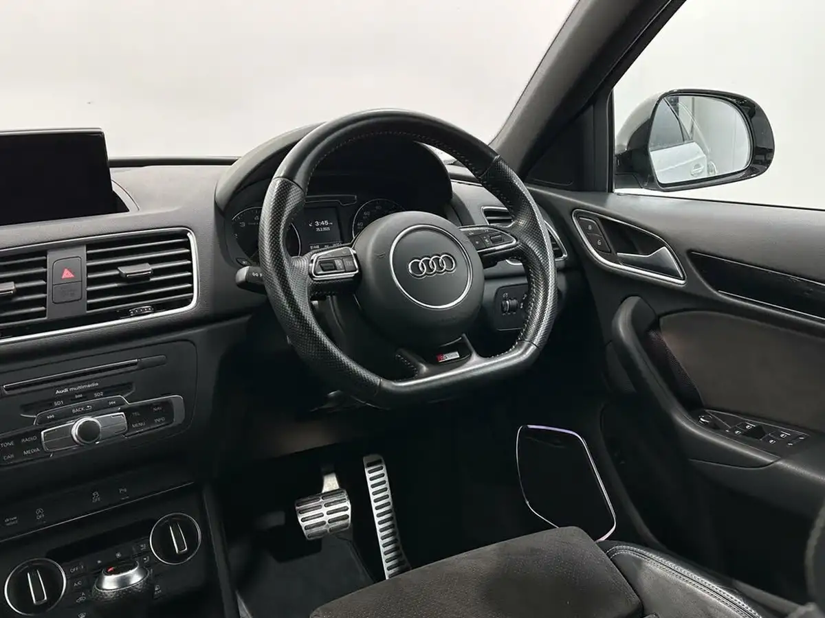 2018-audi-q3-20-tfsi-quattro-black-edition-big-9
