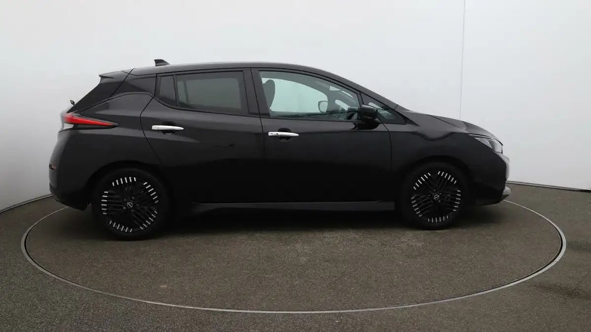 2023-nissan-leaf-e-n-connecta-39kwh-big-42