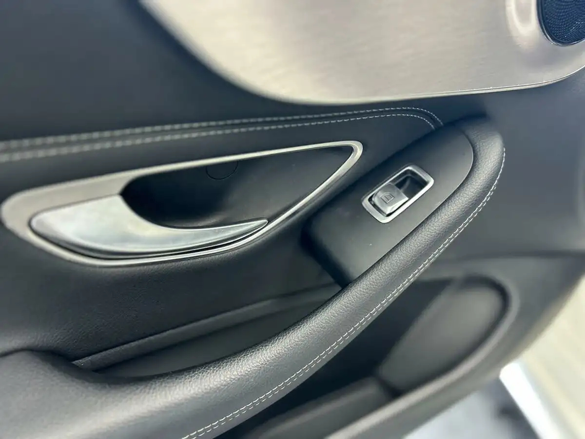 2019-mercedes-benz-c-class-20d-c220d-amg-line-premium-coupe-2d-big-52