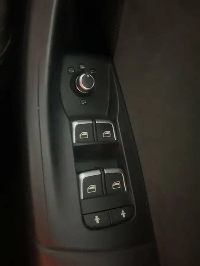 2018-audi-q3-20-tdi-quattro-black-edition-150ps-big-24
