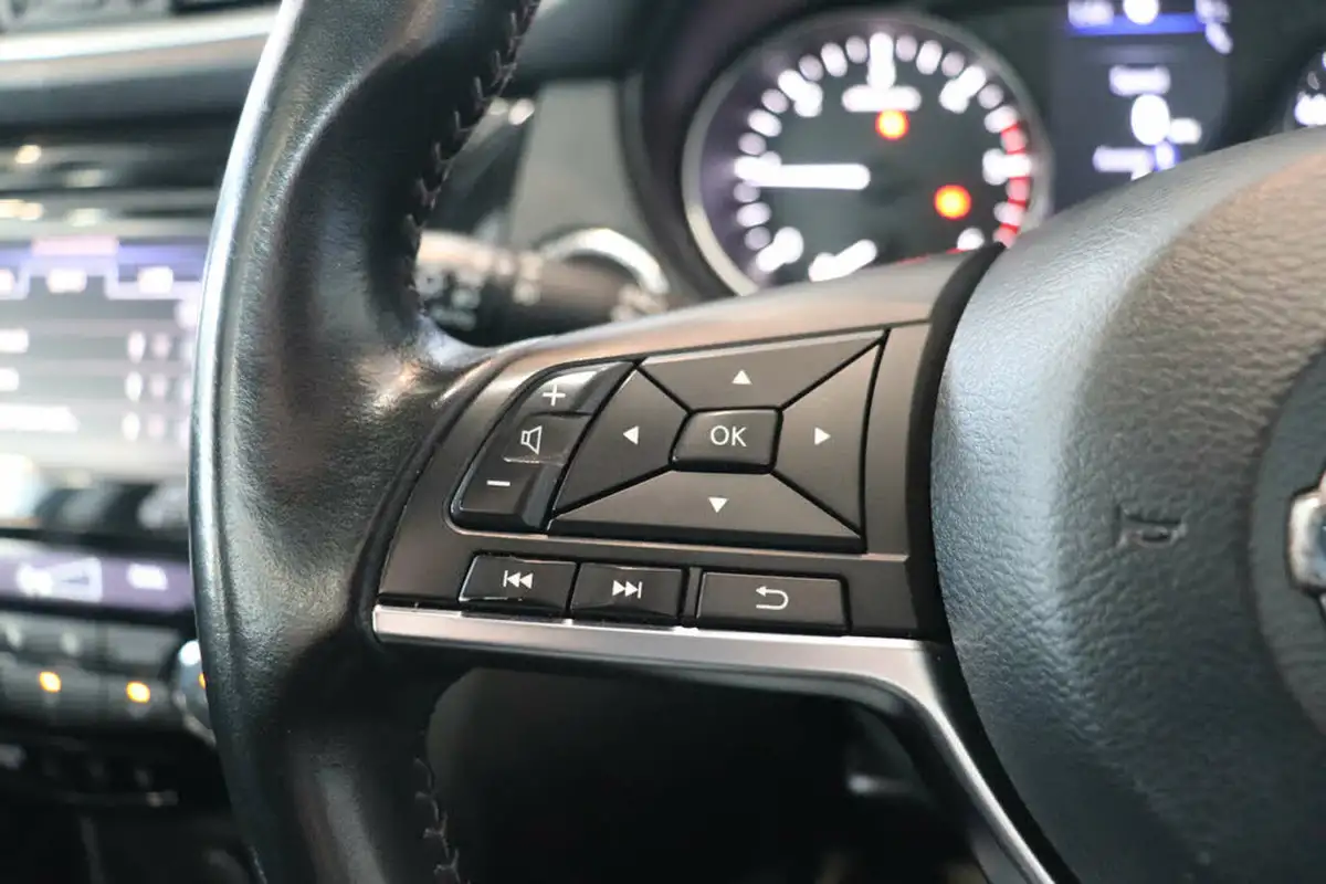 2019-nissan-qashqai-17dci-n-connecta-18in-alloys-big-47