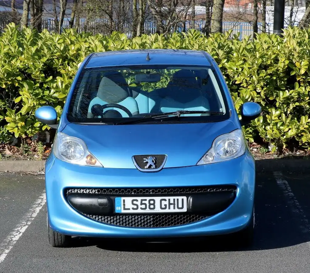 2008-peugeot-107-10-urban-move-5d-big-5