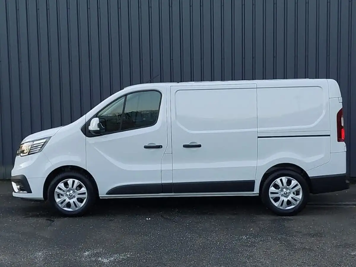 2023-renault-trafic-20dci-sl30-130-extra-eu6d-big-3