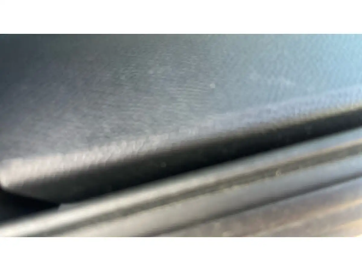 2024-peugeot-2008-suv-12-puretech-allure-136ps-hybrid-e-dsc6-big-9