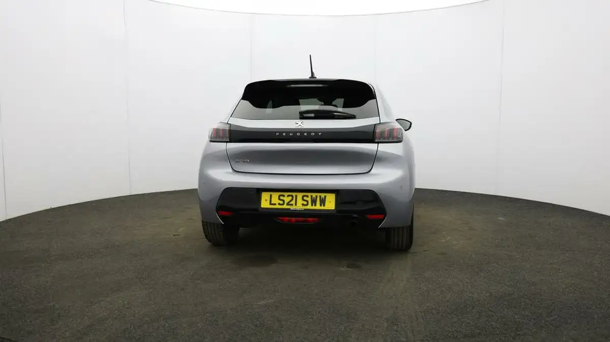2021-peugeot-208-12-puretech-allure-100bhp-eat8-big-53