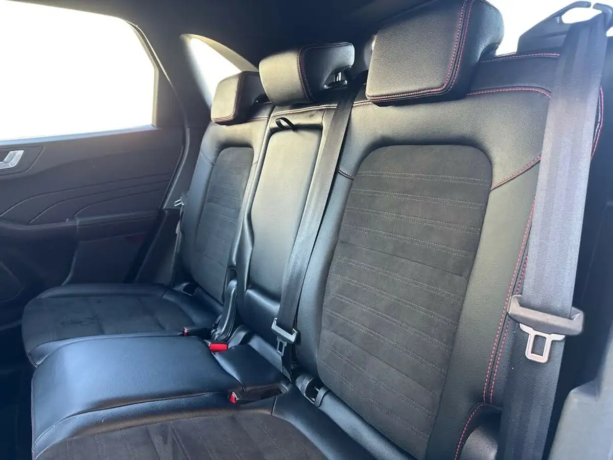 2022-ford-kuga-15-st-line-x-edition-big-13