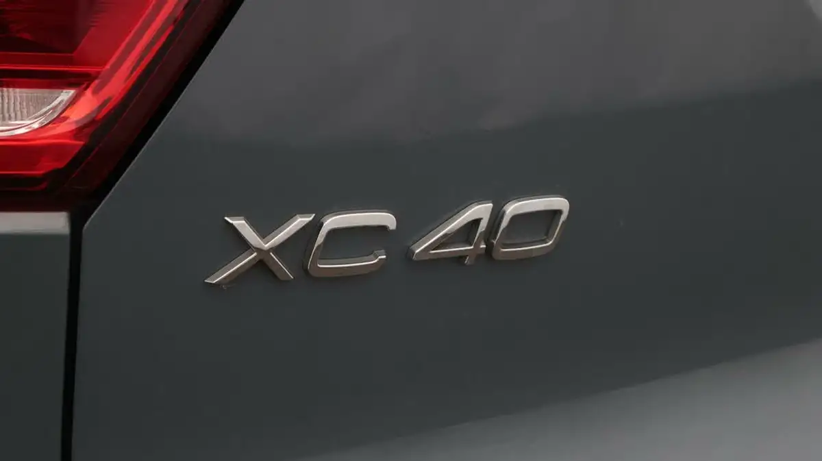 2021-volvo-xc40-15-t3-r-design-161bhp-auto-big-20