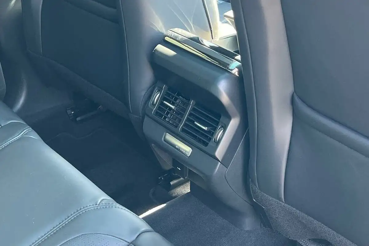 2021-land-rover-range-rover-evoque-20-p250-r-dynamic-hse-big-37